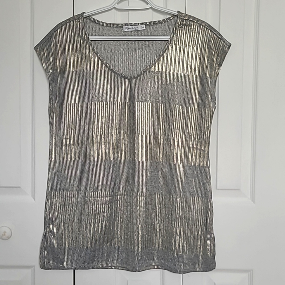 Revolution by Rickis gray/silver and gold shirt. Size Lg.